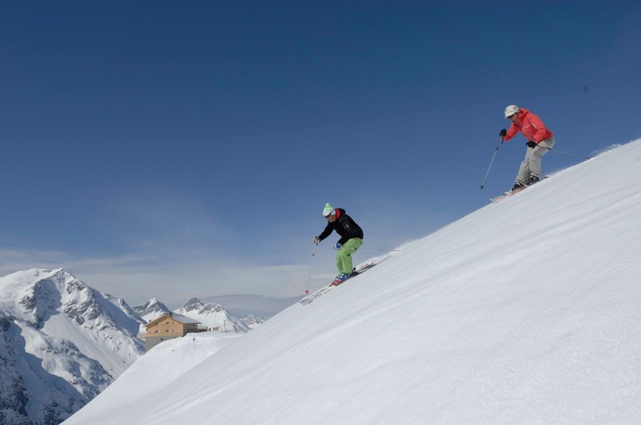 Sonnenskilauf und Winterfinale 2010 in Lech Zürs am Arlberg - BILD