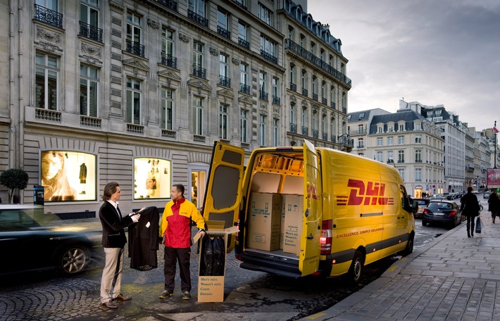 PM: DHL Studie zeigt: E-Commerce hat erheblichen Einfluss darauf, wie Unternehmen ihre Transportstrategien in Zukunft gestalten werden. / PR: DHL report reveals: e-Commerce will have a significant impact on how companies will shape their transport