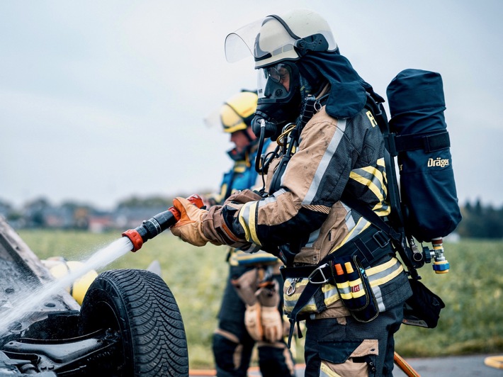 FW Hünxe: Gemeldeter Pkw-Brand auf der BAB 3
