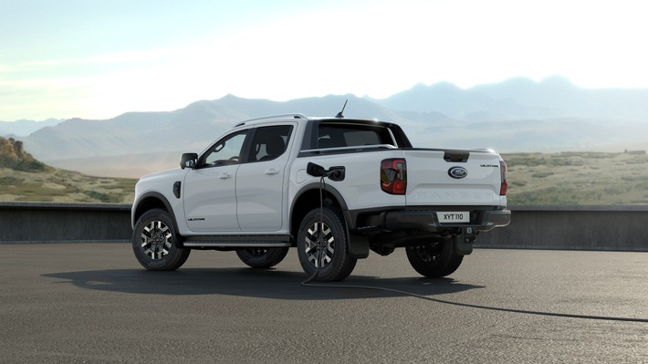 Ford Ranger mit Plug-in-Hybridantrieb: Elektrifizierter Pick-up bietet intelligente Optionen für Arbeit und Freizeit