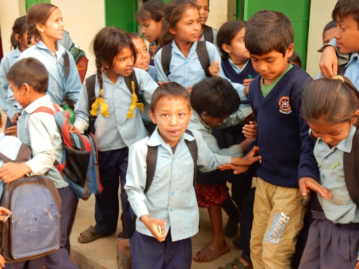 Help in Nepal nach dem Beben 2015 - &quot;Wer ein Land wiederaufbauen will, muss bei den Kindern anfangen&quot;