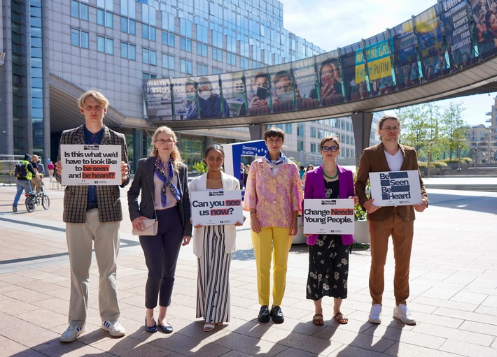 Be Seen. Be Heard. / Für unsere Zukunft: Unterschreibe jetzt für Veränderung.