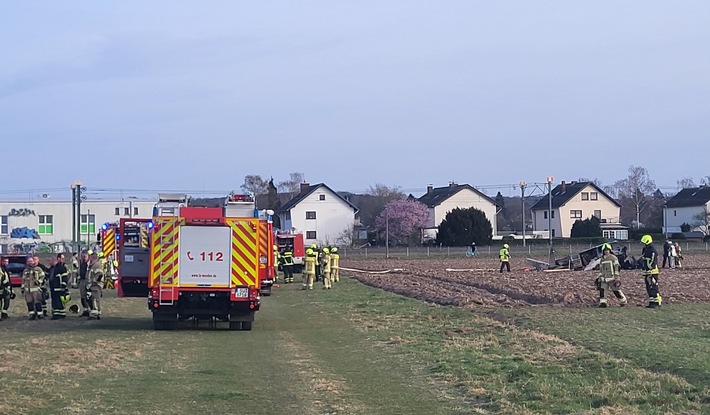 FW Sankt Augustin: Tödlicher Flugzeugabsturz in Sankt Augustin