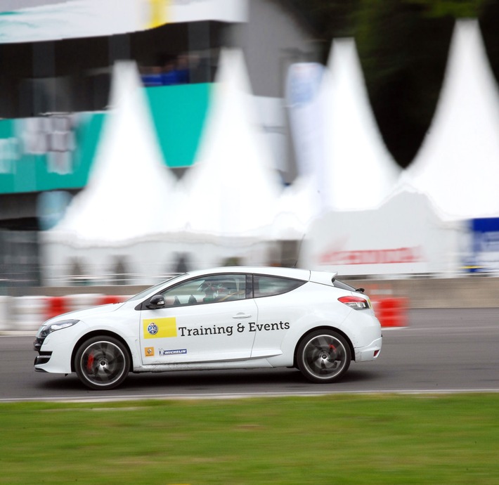 Nouveau nom - nouvelle couleur: Test & Training tcs AG devient TCS Training & Events