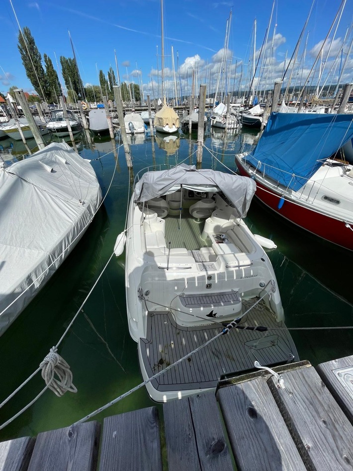 FW Reichenau: Sportboot droht zu sinken, Reichenau-Mittelzell, 29.08.2025