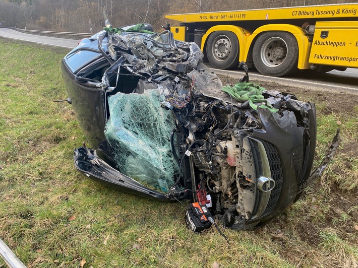 POL-PDTR: Verkehrsunfall mit leichtverletzten Personen und hohem Sachschaden auf der L 150