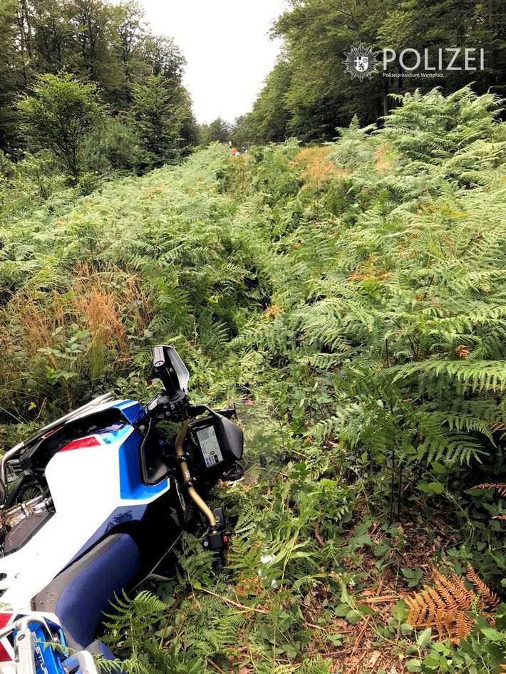 POL-PPWP: Mit Motorrad im Graben gelandet