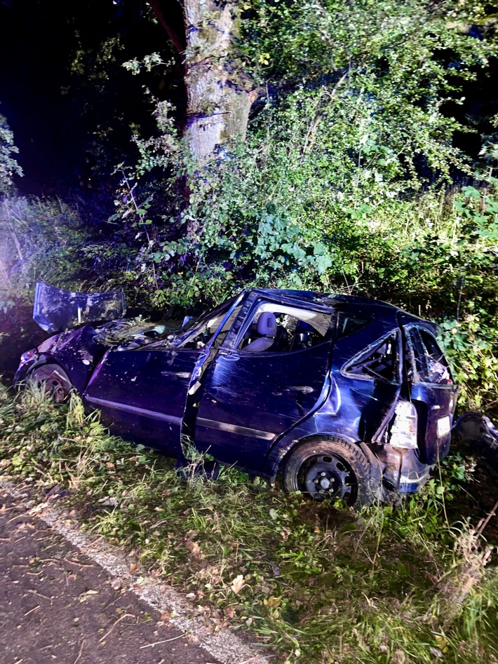 FW-EN: Verkehrsunfall auf der Elberfelder Straße und Einsatz eines Rettungshubschraubers