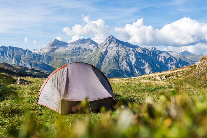 Wildcampen in der Schweiz: Wo ist es erlaubt?