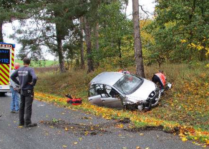 POL-WOB: Bahrdorf: Seat-Fahrer bei Unfall schwer verletzt