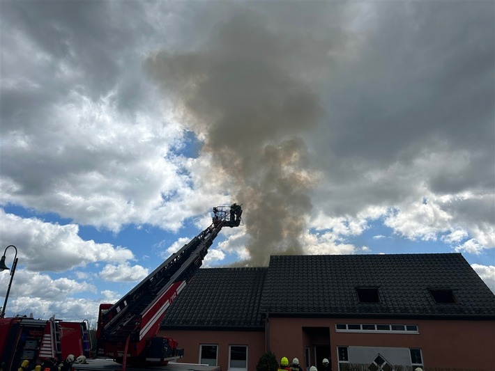 POL-PDWIL: Brand eines Einfamilienhauses
