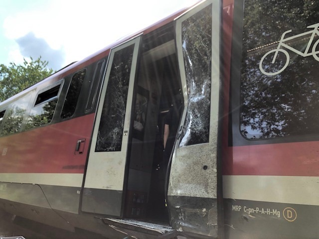 POL-PDLD: Kandel - OT Höfen Nachtragsmeldung zum schweren Verkehrsunfall an einem unbeschrankten Bahnübergang