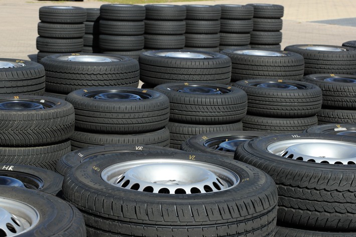 Test TCS de pneus d&#039;été 2019: bons résultats des pneus pour petites voitures, échec des pneus pour fourgonnettes