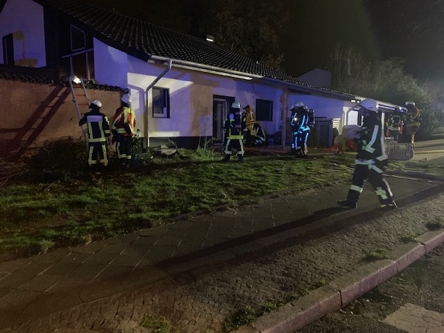 FW-BO: Schwelbrand in Altenbochum