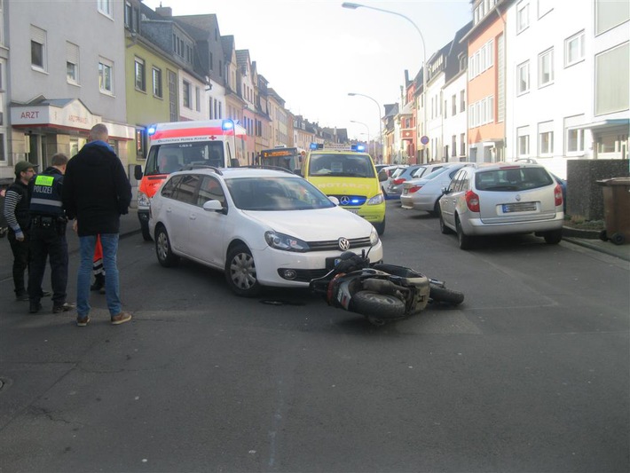 POL-PPKO: Motorradfahrer leicht verletzt