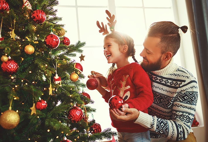 Kein Weihnachten ohne Weihnachtsbaum: 84 Prozent der Deutschen stellen jedes Jahr einen Christbaum auf