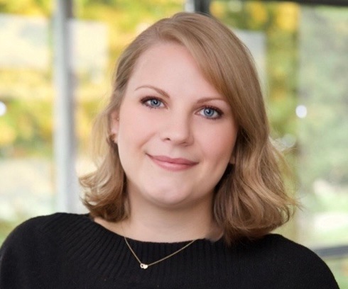Pressemitteilung: Melanie Schrader bringt noch mehr Frauenpower in die VOGELSÄNGER STUDIOS