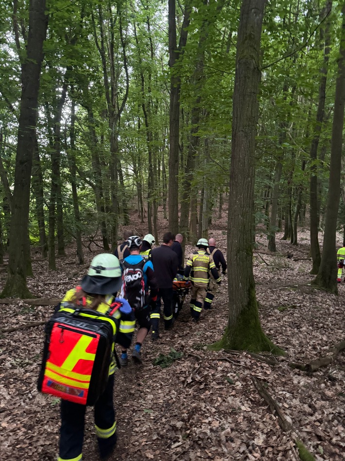 FW-EN: Brandmeldealarm im Kraftwerk - Verletzten Mountainbikefahrer gerettet - Bussard gerettet