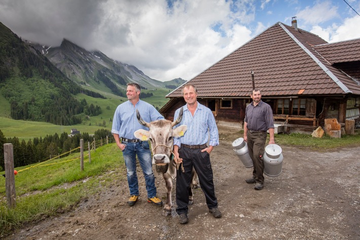 Erfolgreiche 1.-August-Weggen-Aktion 2017 / 300