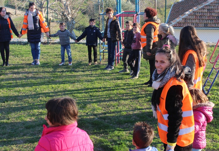 Caritas Schweiz leistet mit 1 Million Franken Hilfe für Erdbebenopfer in Albanien