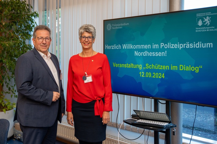 POL-KS: Veranstaltung "Schützen im Dialog" im Polizeipräsidium Nordhessen: Schulungskonzept fand großen Zuspruch