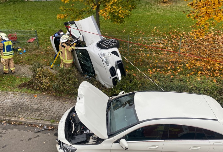 FW Frankenthal: Zwei Schwerverletzte bei Verkehrsunfall