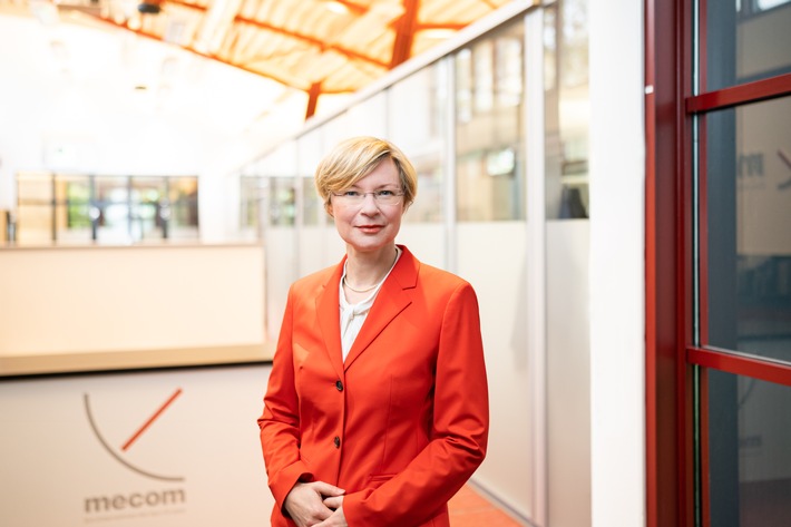 &quot;IT-Strategietage Masterclass Summit&quot; in Köln: mecom-Geschäftsführerin Mandy Best hält Impulsvortrag zu IT-Sicherheit in Unternehmen