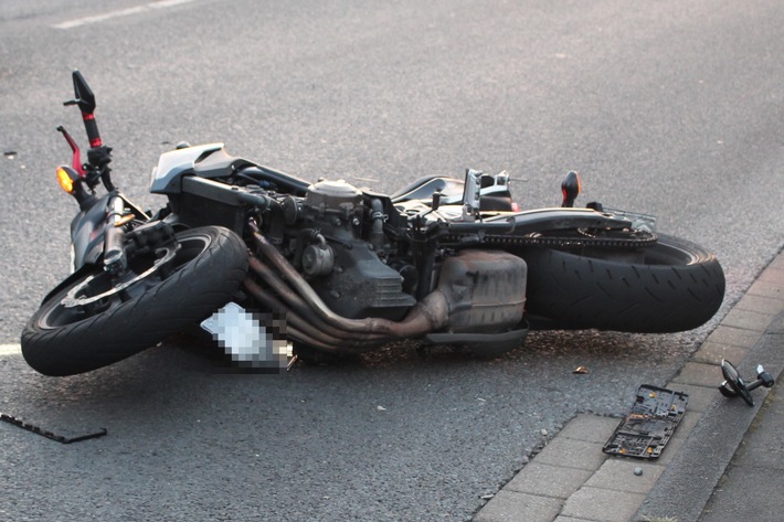 POL-HA: Motorradfahrer bei Zusammenstoß mit Auto leicht verletzt