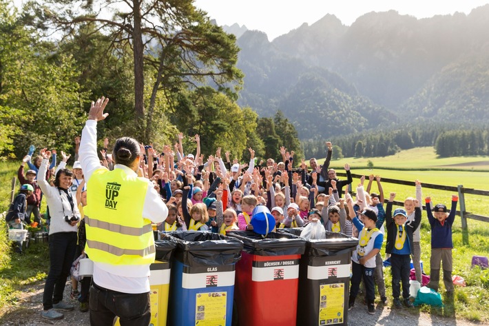 Medienmitteilung: "Höher, schneller, sauberer: Der Clean-Up-Day wird sportlich"