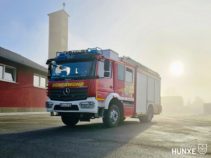 FW Hünxe: Rohrbruch auf einem Feld