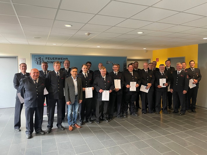 FW Dinslaken: Verleihung der Feuerwehr- und Katastrophenschutz Einsatzmedaille des Landes NRW