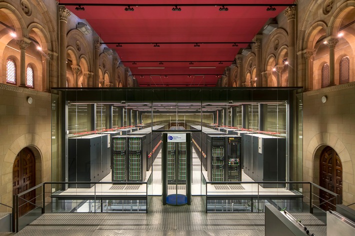 Barcelona Supercomputing Center_Frontalansicht_komp.jpg