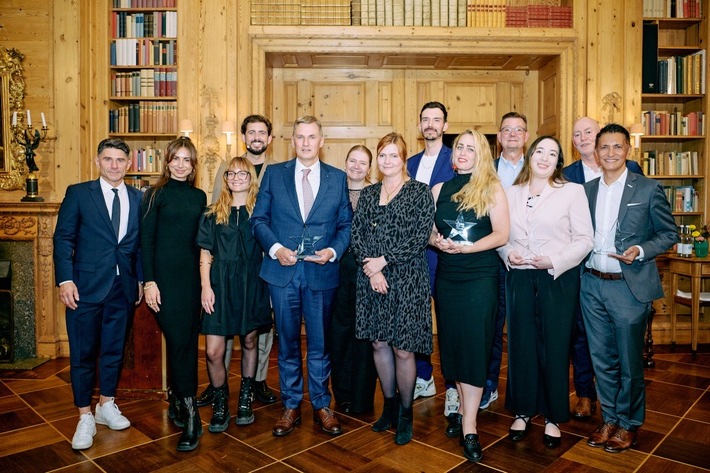 TRAVELBOOK AWARD 2026: Nieblum auf Föhr ist Deutschlands schönstes Dorf / Ahrtal zur schönsten Weinregion Europas gewählt