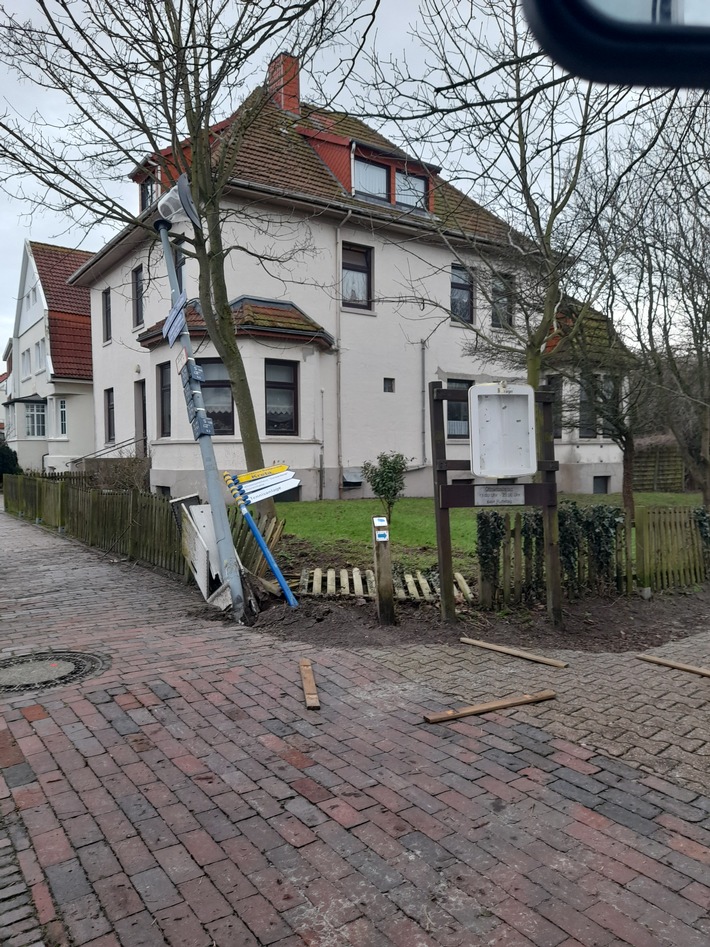 POL-WHV: Unfall auf Wangerooge - Elektrokarren macht sich selbstständig (mit Bild)