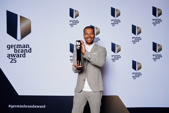 Pixum gewinnt German Brand Award 2025