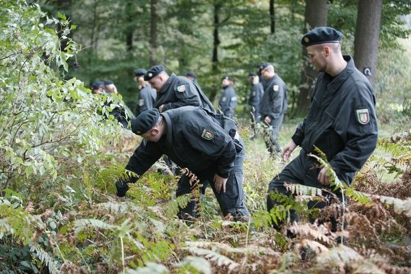 POL-REK: 180719-3: Drogendealer in Grünanlage festgenommen-Bergheim