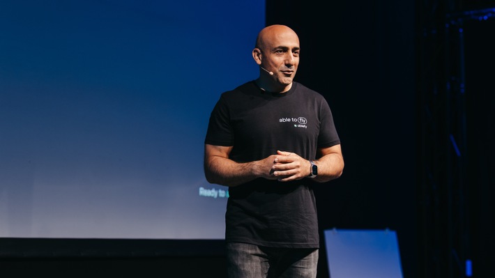 FernUSG schickt Deutschland in die Steinzeit – warum ein 70er-Jahre-Gesetz digitale Weiterbildung ausbremst