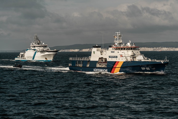 BPOLD-BBS: Bundespolizei übt gemeinsam mit internationalen Partnern des ATLAS Verbundes im Rahmen einer maritimen Übung auf Hoher See