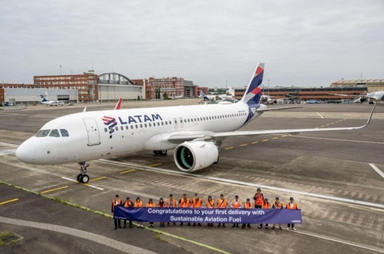 Erster LATAM Flug mit nachhaltigem Flugkraftstoff (SAF) durchgeführt