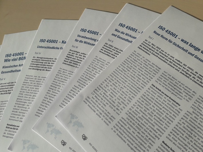ISO 45001: sechsteiliges Whitepaper der DQS / Das Wichtigste aus der Norm "Sicherheit und Gesundheit bei der Arbeit" / Abb. 1: ISO 45001: sechsteiliges Whitepaper der DQS / Bild freigegeben für die Verwendung in Print- und Onlinemedien / Bildnachweis: ©DQS GmbH / Weiterer Text über ots und www.presseportal.de/nr/104526