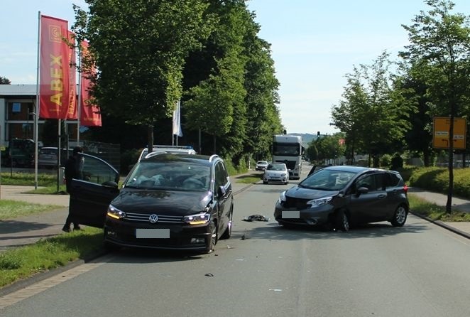 POL-OE: 77-Jährige bei Unfall verletzt