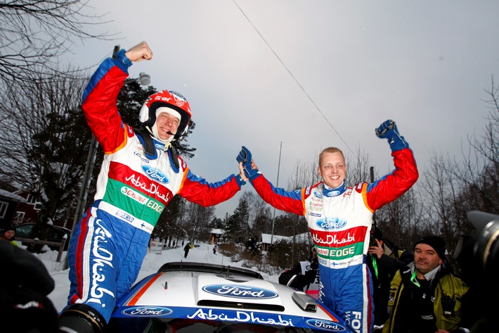 004_Fiesta_WRC_2012_Hirvonen.JPG