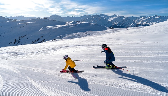 Skifahren bis weit in den Frühling - die Wildkogel-Arena hat dafür die Schneegarantie