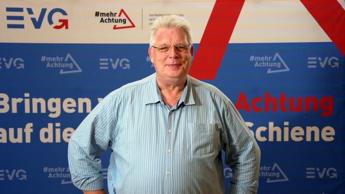 EVG Bremen: Udo Siefken fordert #mehrAchtung für Busfahreinnen und Busfahrer