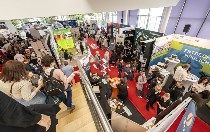 jobmesse deutschland tour hebt am Flughafen München ab / Premiere der jobmesse munich airport im Juni 2024