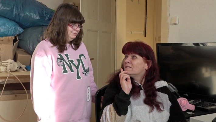 Diese Woche bei "Hartz und herzlich - Tag für Tag Benz-Baracken": Petra verlässt "Hartz und herzlich"