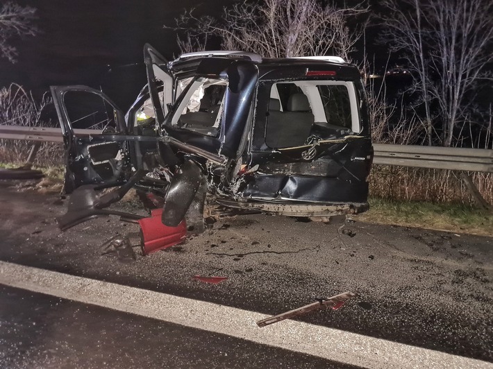 FW Stockach: Verkehrsunfall auf der Autobahn