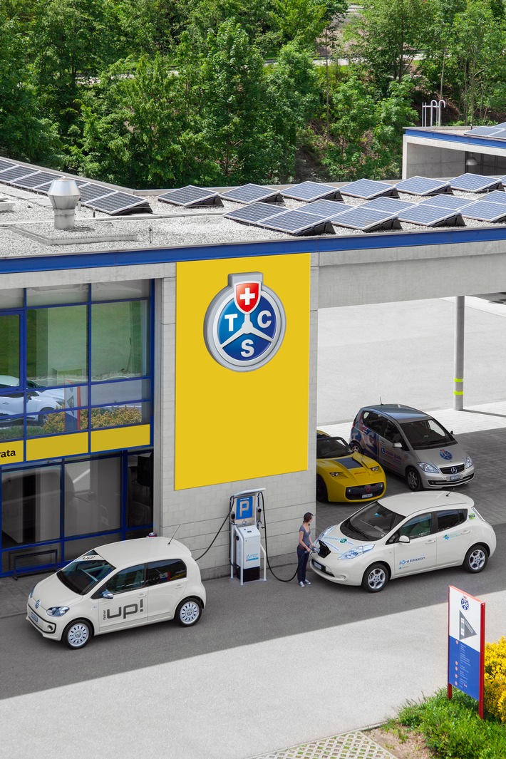 Der TCS erweitert sein Angebot im Bereich der Elektromobilität