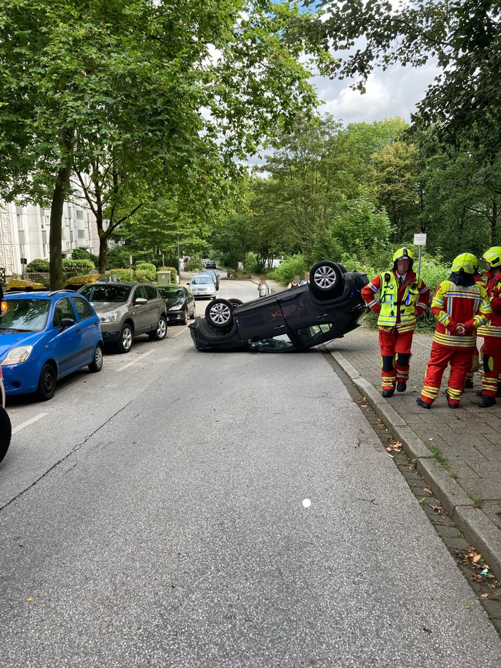 POL-ME: Auto überschlagen - 19-jährige Autofahrerin schwer verletzt - Heiligenhaus - 2408091