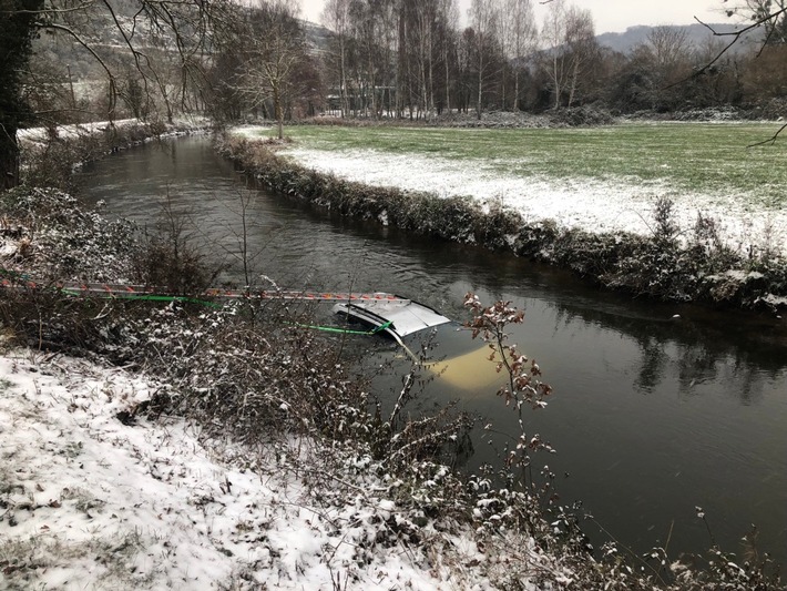 POL-PIKIR: Verkehrsunfälle aufgrund von Schnee und Glatteis